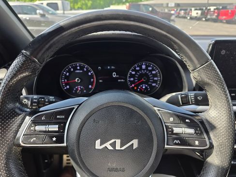 Used 2022 Kia Forte GT-Line w/ GT-Line Technology Package FWD image 12