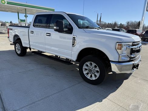 Used 2021 Ford F250 XLT image 1