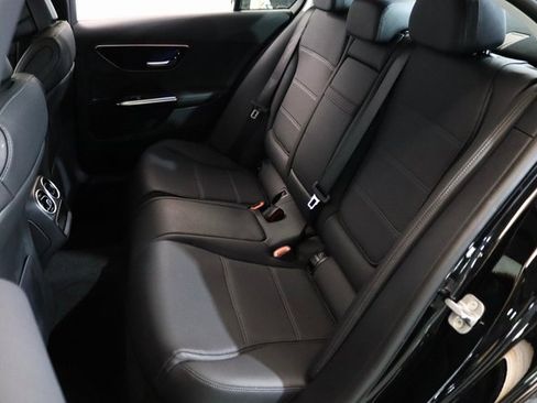 Used 2025 Mercedes-Benz C 300 4MATIC Sedan image 16