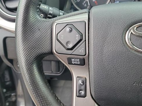Used 2022 Toyota Tacoma SR5 w/ Technology Package RWD image 24