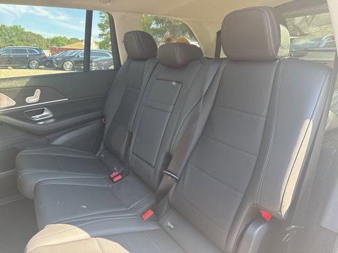 New 2026 Mercedes-Benz GLS 450 4MATIC image 19