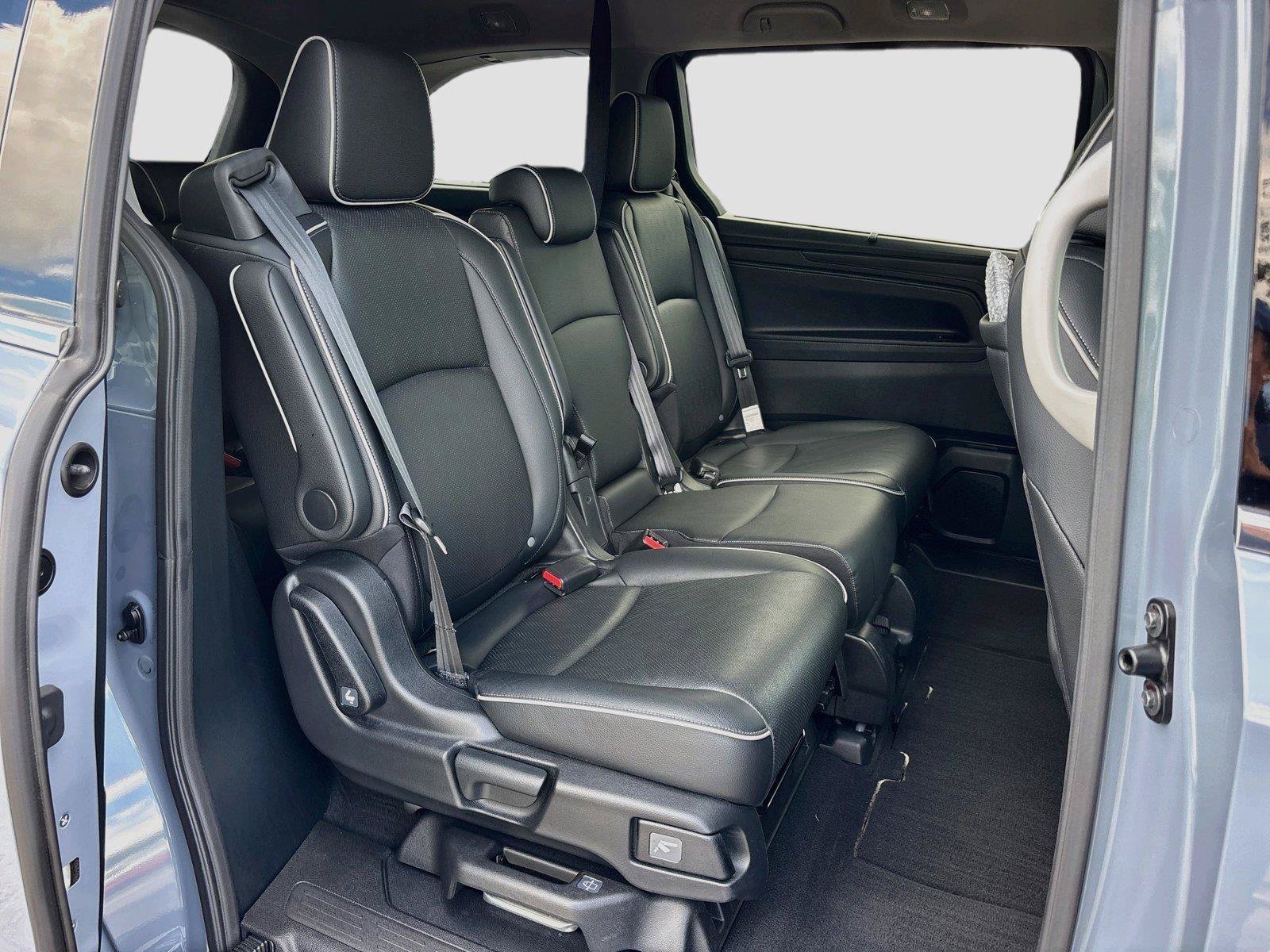 Used 2023 Honda Odyssey Elite image 34