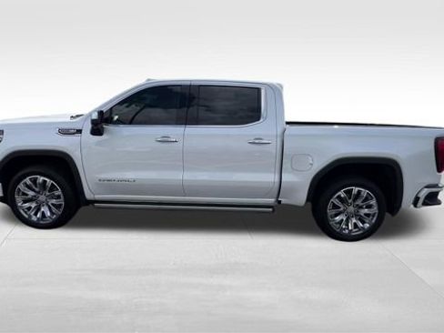 Certified 2025 GMC Sierra 1500 Denali w/ Denali Reserve Package AWD/4WD image 3