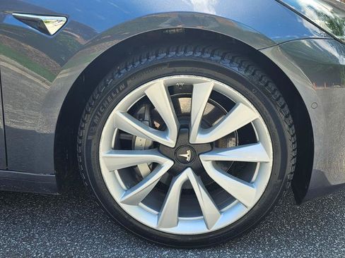 Used 2020 Tesla Model 3 Long Range AWD/4WD image 16