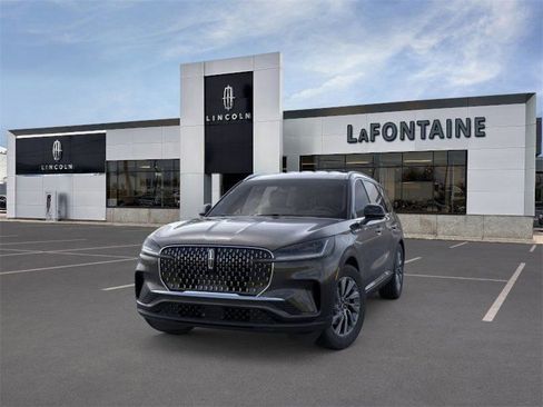 New 2026 Lincoln Aviator Premiere image 2