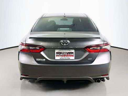 Used 2024 Toyota Camry SE image 6