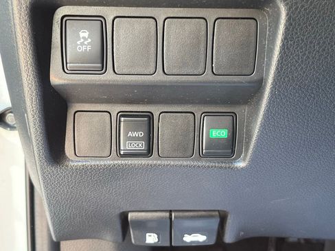 Used 2017 Nissan Rogue Sport S w/ S Appearance Package image 12