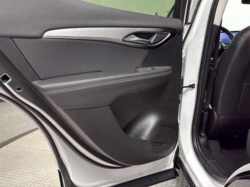 Used 2025 Buick Envision Sport Touring image 20