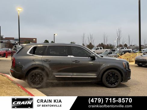 Used 2020 Kia Telluride LX image 9