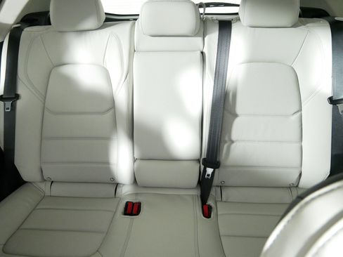 New 2025 MAZDA CX-5 AWD 2.5 S w/ Preferred Package image 3