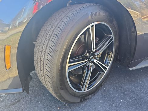 Used 2024 Ford Mustang Premium image 33