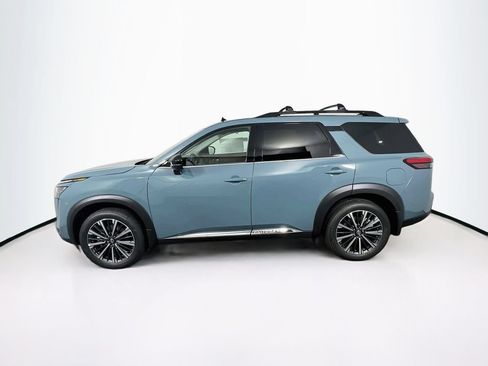 New 2026 Nissan Pathfinder Platinum AWD/4WD image 4