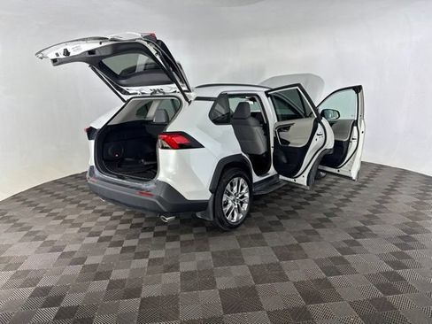 Used 2025 Toyota RAV4 XLE Premium w/ Weather Package AWD/4WD image 17
