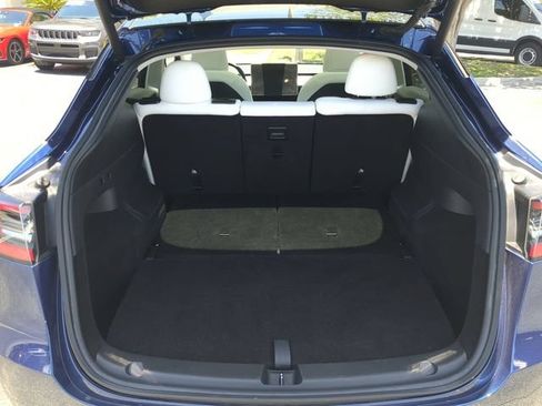 Used 2023 Tesla Model Y Long Range AWD/4WD image 14
