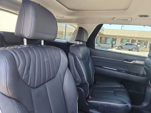 Used 2024 Hyundai Palisade Limited AWD/4WD image 31