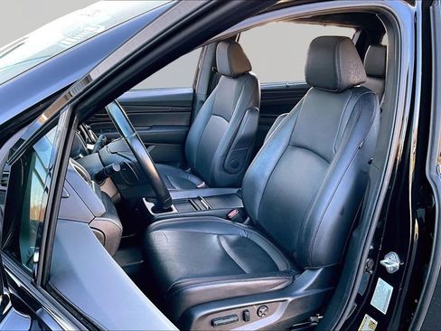 Used 2024 Honda Odyssey Sport image 17