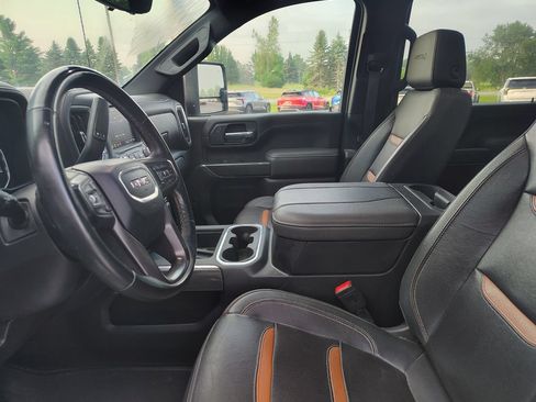 Used 2023 GMC Sierra 2500 AT4 w/ AT4 Premium Plus Package AWD/4WD image 18