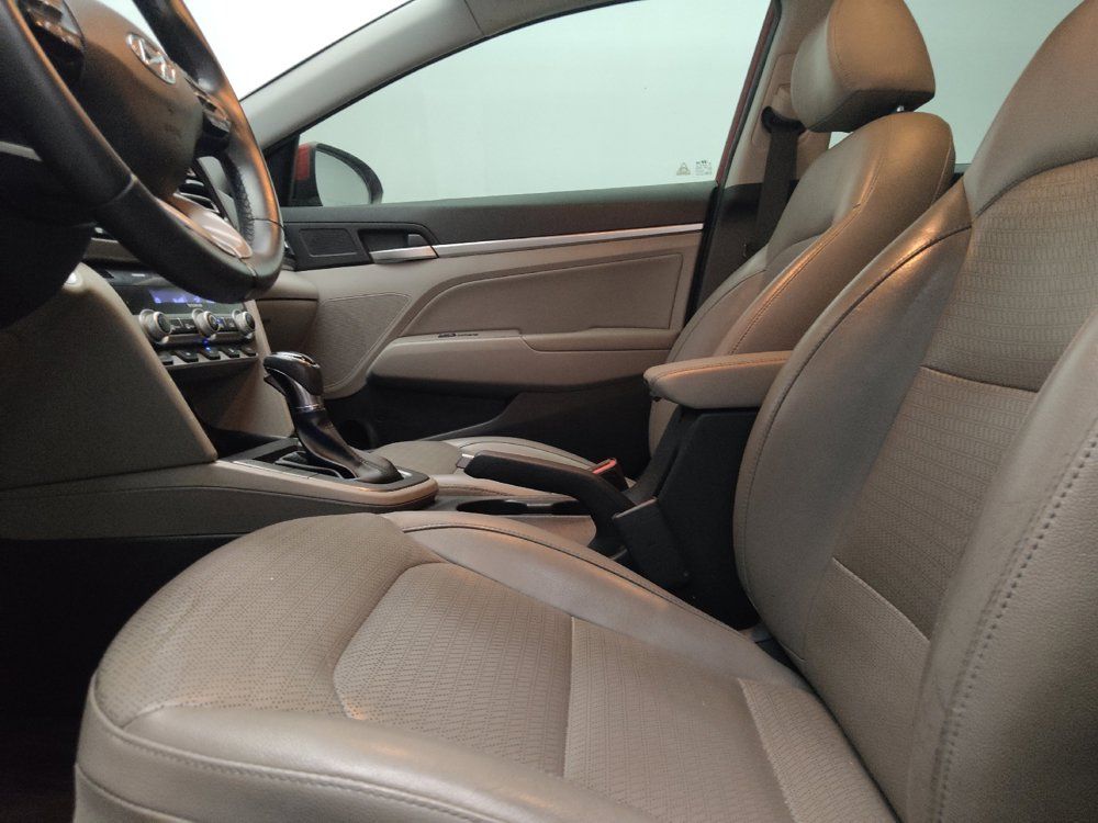 Used 2020 Hyundai Elantra Limited FWD image 17