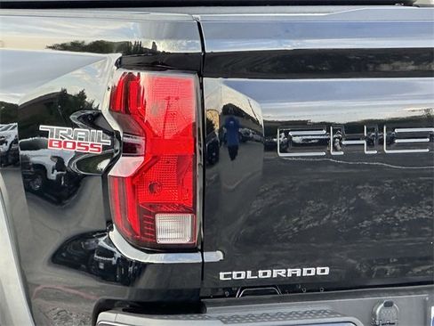 Certified 2025 Chevrolet Colorado Trail Boss image 7