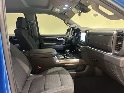 Used 2023 Chevrolet Silverado 1500 RST AWD/4WD image 26