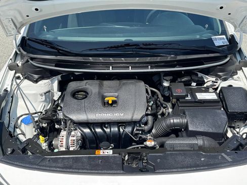 Used 2018 Kia Forte LX FWD image 33