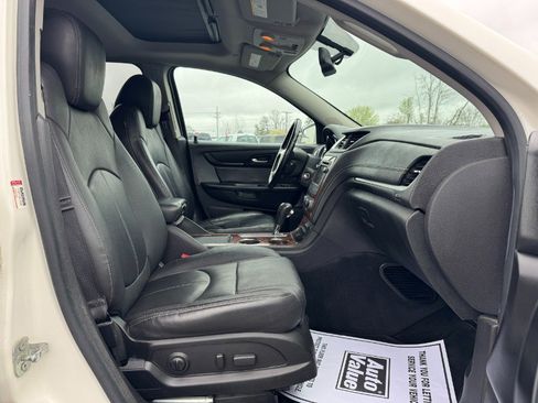 Used 2014 Chevrolet Traverse LT FWD image 20