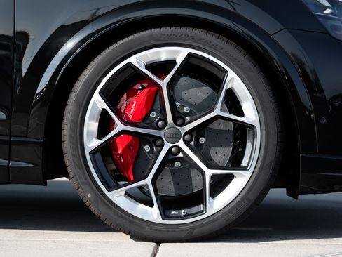 New 2026 Audi RS Q8 performance image 35