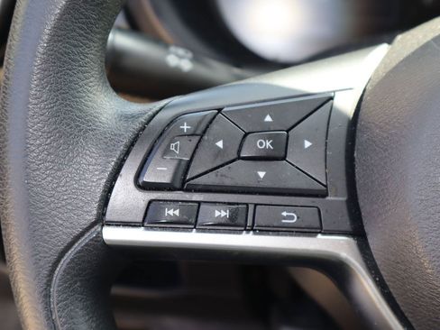 Used 2023 Nissan Kicks SV FWD image 12