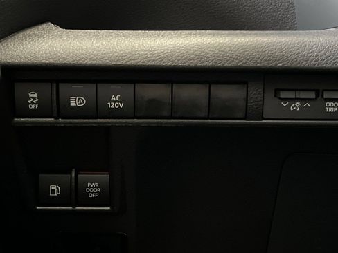 New 2026 Toyota Sienna Limited AWD/4WD image 33