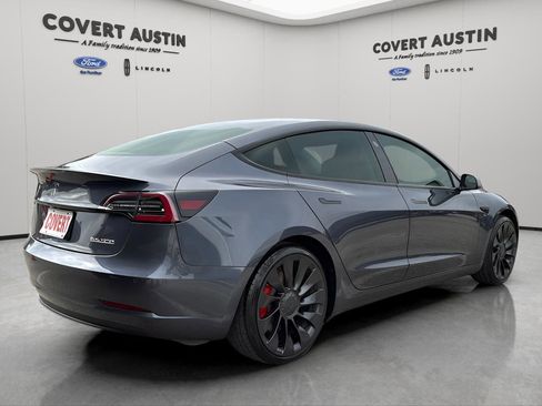 Used 2022 Tesla Model 3 Performance image 5