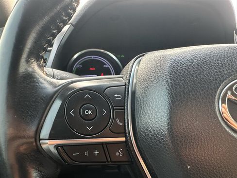 Used 2020 Toyota Camry XLE w/ Carpet Mat Package FWD image 24