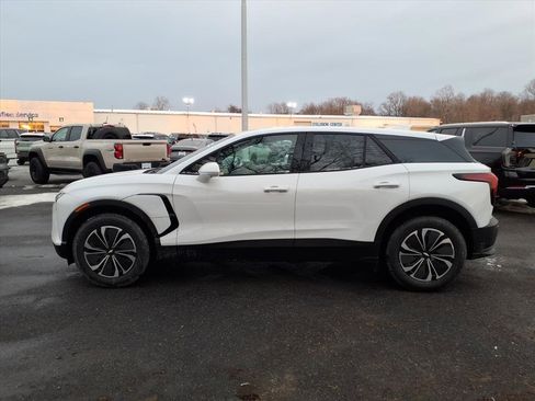 New 2026 Chevrolet Blazer EV LT image 6