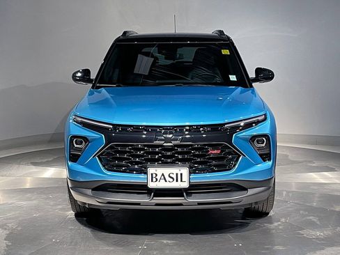 Used 2025 Chevrolet TrailBlazer RS w/ Driver Confidence Package FWD image 9