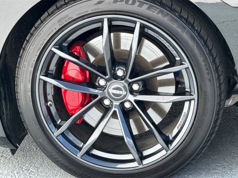 Certified 2025 Nissan Z Performance w/ Floor Mat Package image 26