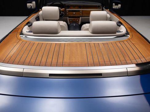 Used 2010 Rolls-Royce Phantom Drophead Coupe image 13