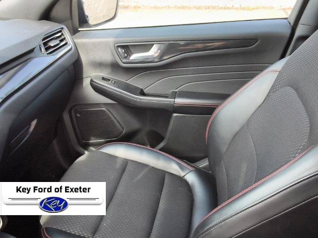 Certified 2025 Ford Escape ST-Line AWD/4WD image 40