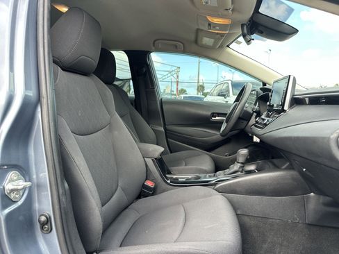 Used 2020 Toyota Corolla LE FWD image 23