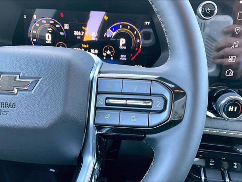 Used 2025 Chevrolet Colorado ZR2 w/ ZR2 Bison Edition image 20