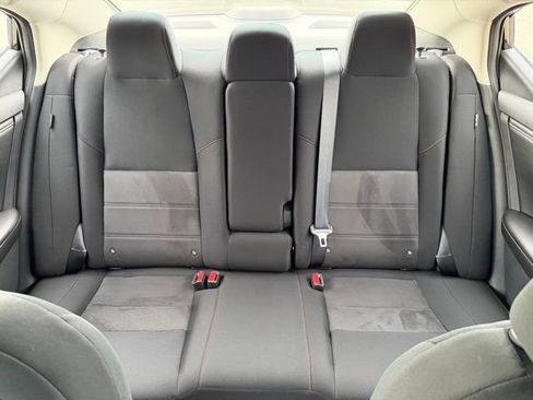 Certified 2025 Nissan Sentra SR image 31