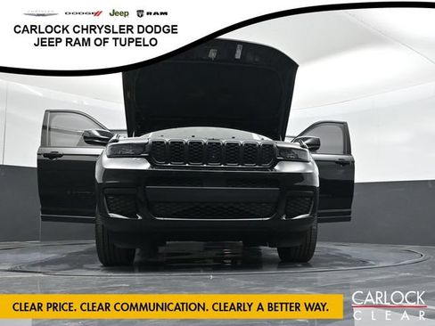 Used 2023 Jeep Grand Cherokee L Laredo RWD image 55