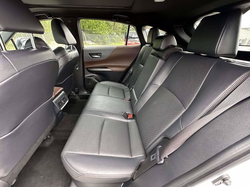 Used 2023 Toyota Venza Limited AWD/4WD image 35