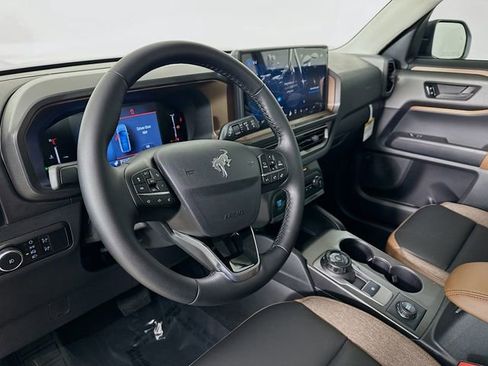 New 2026 Ford Bronco Sport Outer Banks w/ Outer Banks Tech Package+ AWD/4WD image 9