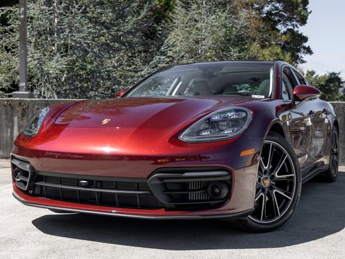 Certified 2023 Porsche Panamera Platinum Edition RWD image 7