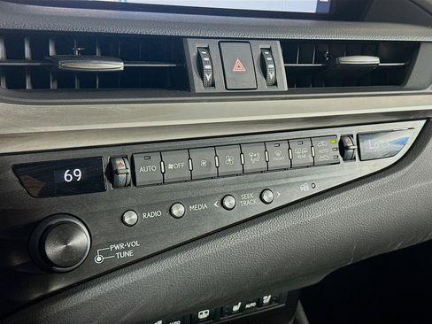 Used 2020 Lexus ES 350 ES 350 Luxury image 24