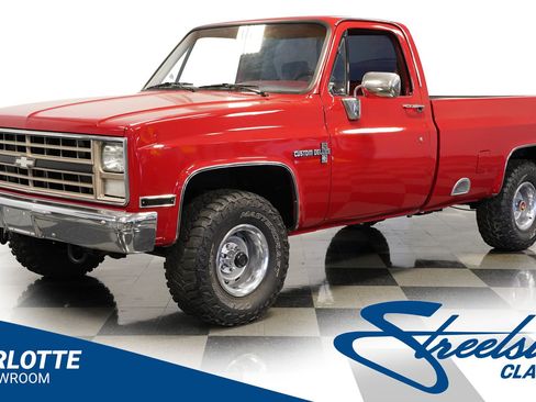 Used 1987 Chevrolet C/K Truck 1500 AWD/4WD image 1