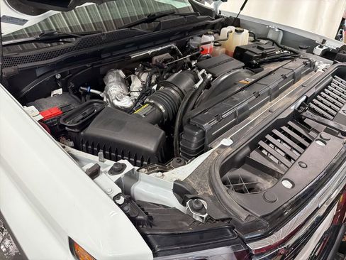 Used 2024 Chevrolet Silverado 3500 LTZ w/ LTZ Convenience Package image 35