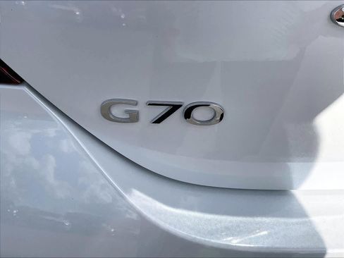 Used 2023 Genesis G70 2.0T w/ Sport Prestige Package image 11