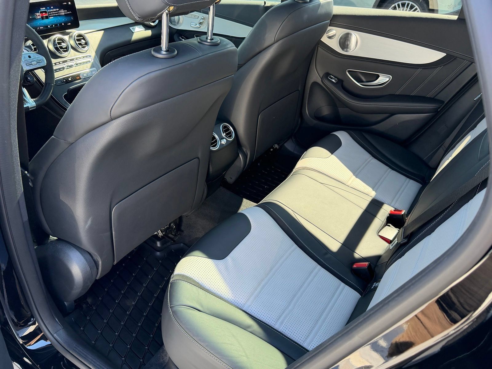 Used 2020 Mercedes-Benz GLC 63 AMG 4MATIC image 18