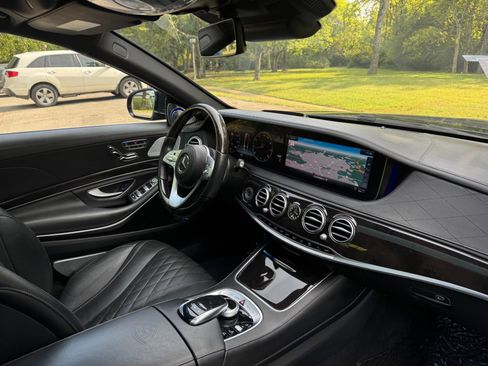 Used 2020 Mercedes-Benz Maybach S 650 image 29