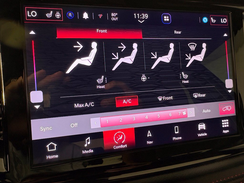 Used 2025 Dodge Durango GT w/ Blacktop Package RWD image 31